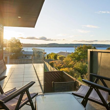 Taupo Escape - Rainbow Point Holiday Home 外观 照片
