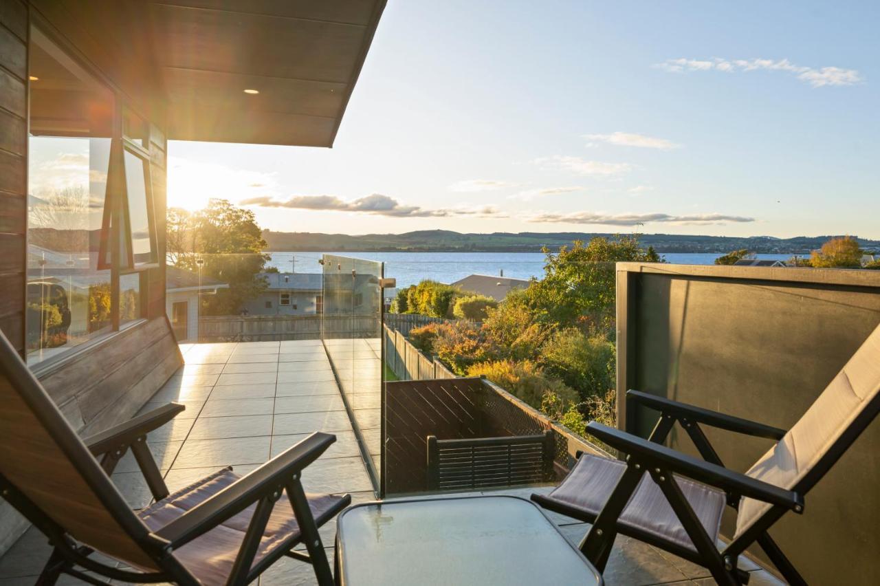 Taupo Escape - Rainbow Point Holiday Home 外观 照片