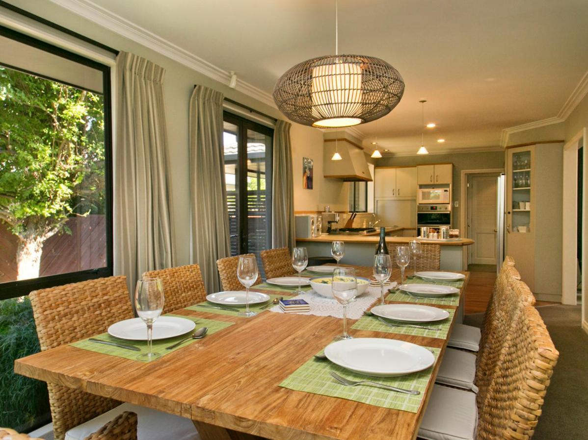 Taupo Escape - Rainbow Point Holiday Home 外观 照片
