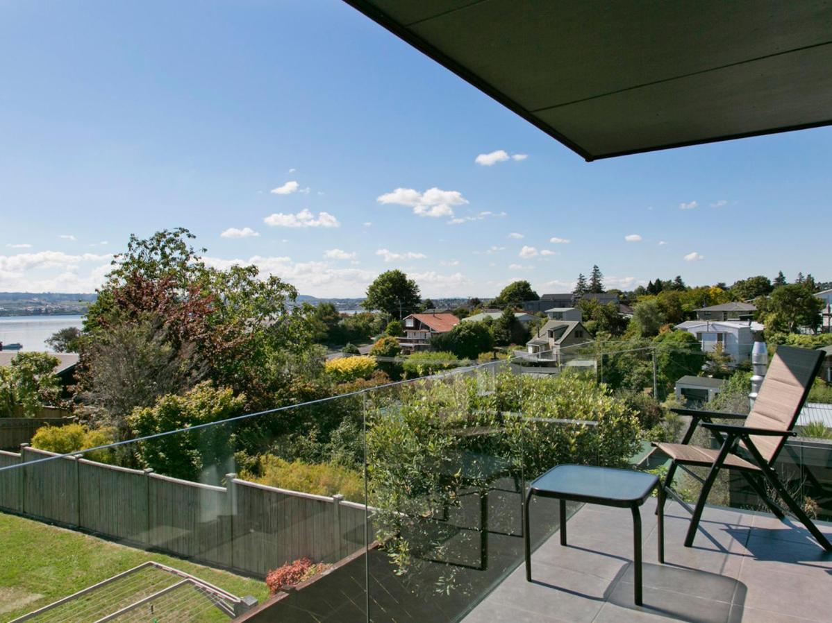 Taupo Escape - Rainbow Point Holiday Home 外观 照片