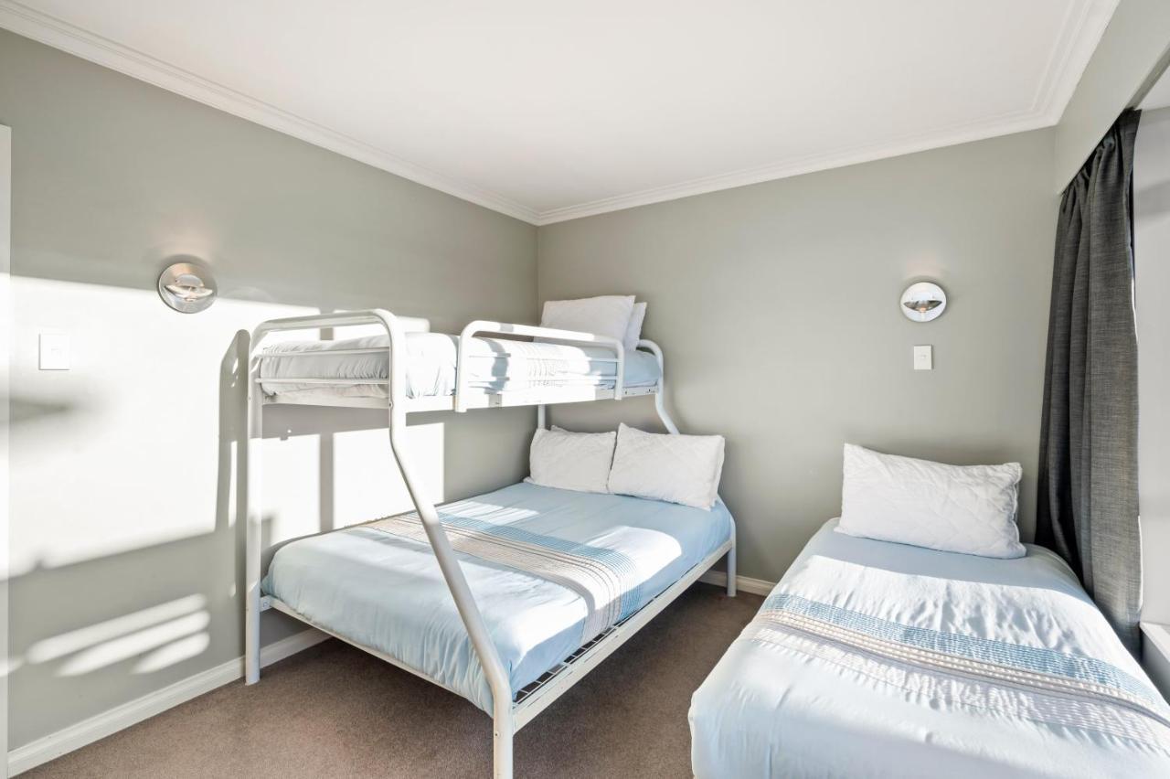 Taupo Escape - Rainbow Point Holiday Home 外观 照片
