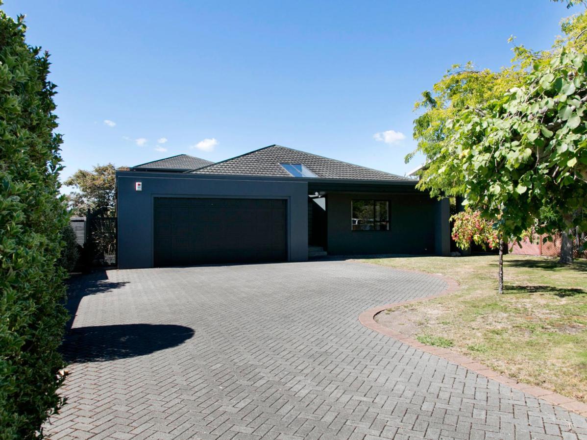 Taupo Escape - Rainbow Point Holiday Home 外观 照片